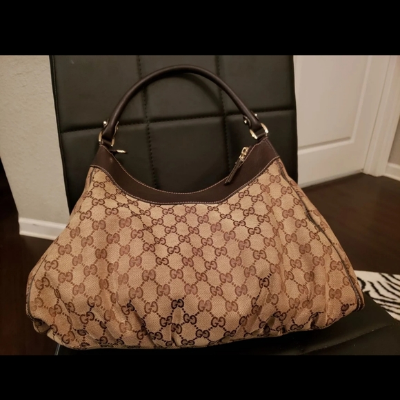 Gucci Monogram Bag - Picture 4 of 8
